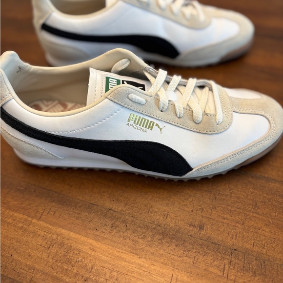 Puma Shoes - (Women 10.5 or US 9 Men) Puma Arizona White and Black Sneakers. Bought in Europe